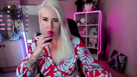 Snapshot of nastasya_cute chatting on June 22, 2026, 3:25 am Nastya online show from June 22, 2026, 3:25 am