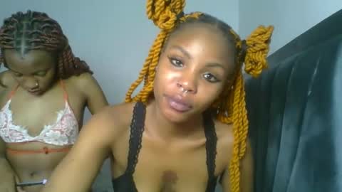 Snapshot of nasty_divah chatting on May 19, 2026, 6:25 pm nasty_divah online show from May 19, 2026, 6:25 pm