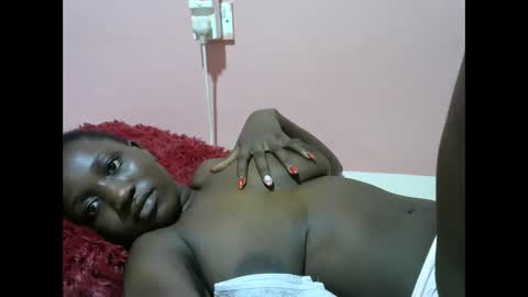 Snapshot of nasty_lynna chatting on January 16, 2025, 10:53 am nasty_lynna online show from January 16, 2025, 10:53 am