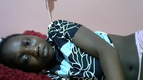 Snapshot of nasty_lynna chatting on January 19, 2025, 1:00 am nasty_lynna online show from January 19, 2025, 1:00 am