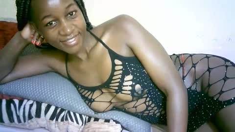 Marie online show from October 27, 2025, 5:22 am