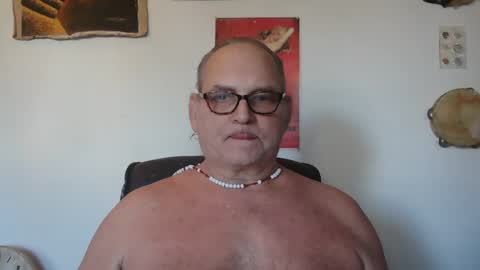 Snapshot of nastydaddyfatcock15 chatting on September 27, 2025, 11:32 pm nastydaddyfatcock15 online show from September 27, 2025, 11:32 pm