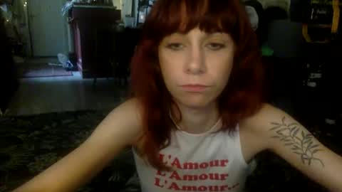 nastyloveparis online show from October 28, 2025, 2:31 pm