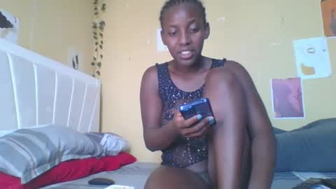 Snapshot of nastyme024 chatting on February 4, 2025, 10:21 am nastyme024 online show from February 4, 2025, 10:21 am