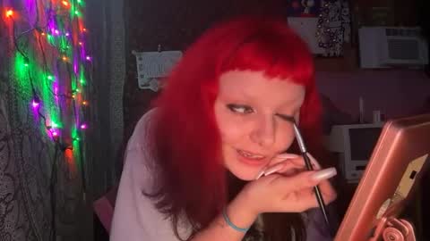     online show from December 19, 2024, 3:41 pm