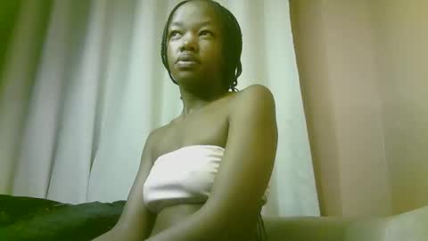 nastypetitebaby online show from May 3, 2026, 12:33 pm
