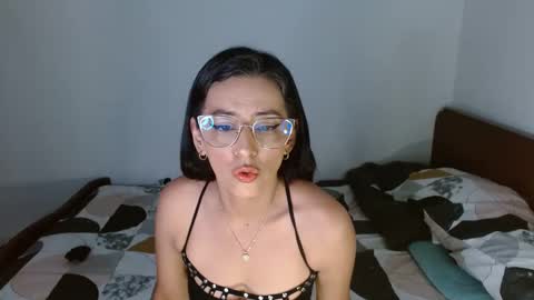 nathalia online show from December 29, 2024, 11:18 pm
