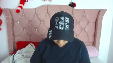 nat_evans8 online show from March 22, 2026, 3:10 am