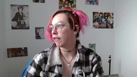 Snapshot of nat_lau chatting on September 23, 2025, 8:23 pm Nat online show from September 23, 2025, 8:23 pm