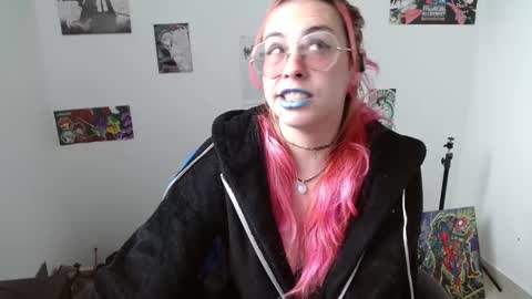 Snapshot of nat_lau chatting on September 29, 2025, 8:02 pm Nat online show from September 29, 2025, 8:02 pm