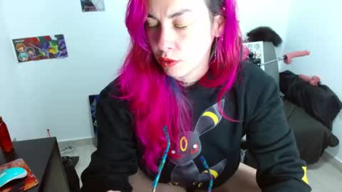 Snapshot of nat_lau chatting on April 17, 2026, 2:25 am Nat online show from April 17, 2026, 2:25 am