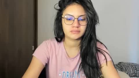 Camila online show from December 9, 2024, 3:33 pm