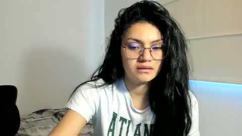 Camila online show from January 23, 2025, 8:24 pm