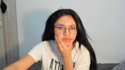 Camila online show from February 12, 2025, 9:11 pm
