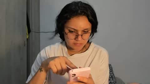 Camila online show from February 24, 2025, 9:41 pm