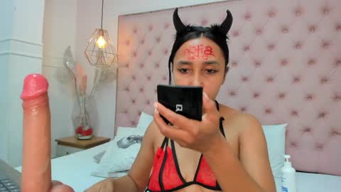 Snapshot of nata_santos chatting on January 22, 2025, 5:17 pm nata_santos online show from January 22, 2025, 5:17 pm