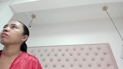 Snapshot of nata_santos chatting on February 19, 2025, 11:17 am nata_santos online show from February 19, 2025, 11:17 am