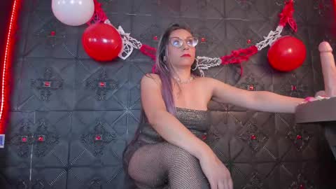 Miss Natasha online show from February 14, 2025, 3:47 pm