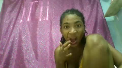 natacha315 online show from December 22, 2025, 6:43 am