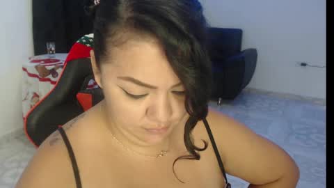 Nata Ramirez online show from December 11, 2024, 6:47 am