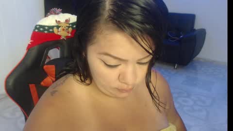 Nata Ramirez online show from December 31, 2024, 6:37 am