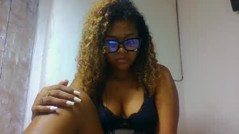 natachazz online show from March 27, 2026, 9:42 am