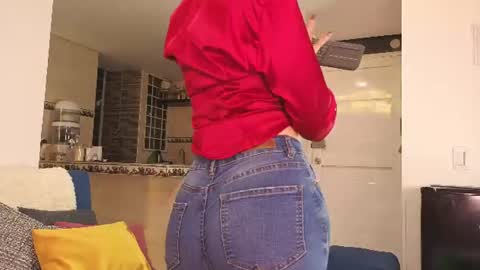 NataKinski online show from June 10, 2026, 7:46 pm