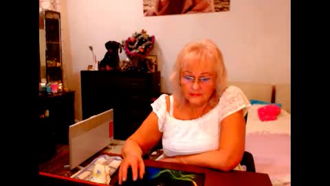 natali online show from December 22, 2024, 8:25 pm