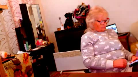 natali online show from December 31, 2024, 5:40 pm