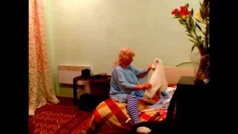 natali online show from April 25, 2026, 7:11 pm