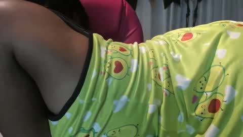 Snapshot of natali___ chatting on October 25, 2025, 1:51 pm NATALI KIDMAN online show from October 25, 2025, 1:51 pm