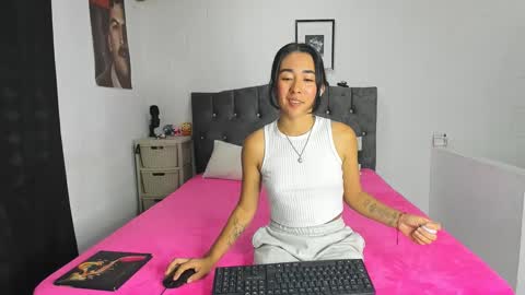 Snapshot of natalia54_ chatting on February 27, 2025, 11:48 pm NATI  online show from February 27, 2025, 11:48 pm