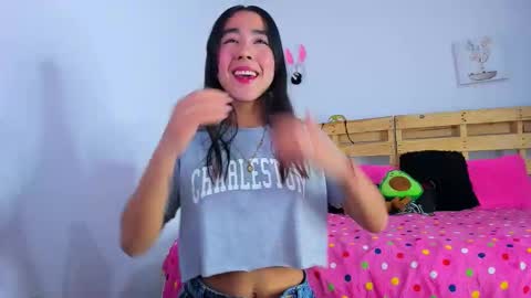 Snapshot of natalia54_ chatting on September 10, 2025, 11:27 pm NATI  online show from September 10, 2025, 11:27 pm