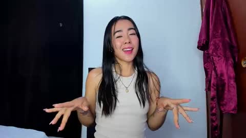 Snapshot of natalia54_ chatting on October 27, 2025, 10:47 pm NATI  online show from October 27, 2025, 10:47 pm