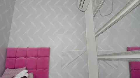Naty  online show from December 29, 2024, 12:34 pm