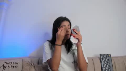 Naty  online show from November 19, 2025, 12:05 pm