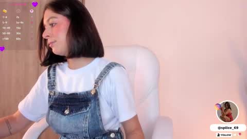 natalia andrea online show from January 6, 2026, 10:56 pm