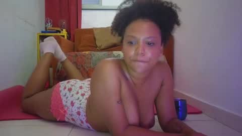Snapshot of natalia_curlyx chatting on May 5, 2026, 10:34 am natalia_curlyx online show from May 5, 2026, 10:34 am