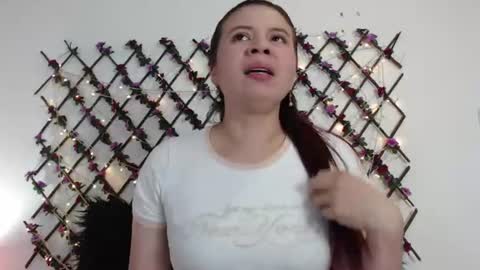 Snapshot of natalia_walker chatting on August 3, 2026, 7:39 pm Natalia Walker online show from August 3, 2026, 7:39 pm