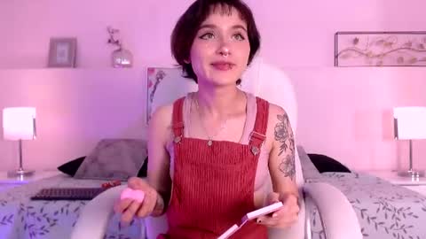 Natalia online show from June 13, 2026, 3:26 am