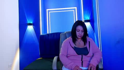 Natalia online show from June 7, 2026, 2:37 am