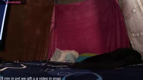 nataliamoreno online show from December 15, 2025, 1:21 am