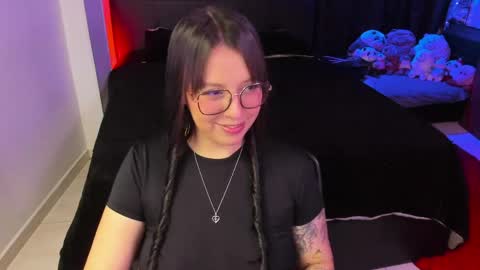 Natalia online show from May 3, 2026, 12:05 am
