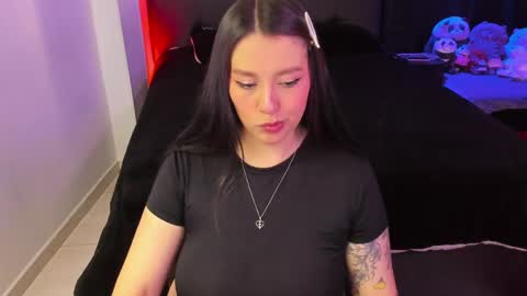 Natalia online show from May 7, 2026, 8:03 pm
