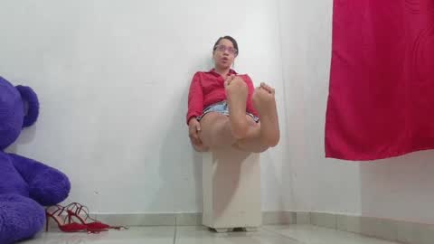 Snapshot of nataliavela chatting on April 15, 2026, 6:59 pm nataliavela online show from April 15, 2026, 6:59 pm