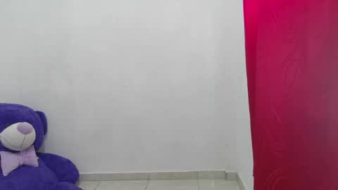 Snapshot of nataliavela chatting on April 19, 2026, 6:10 pm nataliavela online show from April 19, 2026, 6:10 pm
