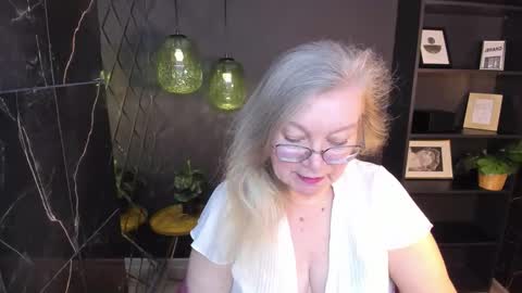 NataliCloud online show from March 12, 2026, 1:17 pm