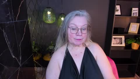 Snapshot of natalicloud chatting on April 1, 2026, 1:23 pm NataliCloud online show from April 1, 2026, 1:23 pm