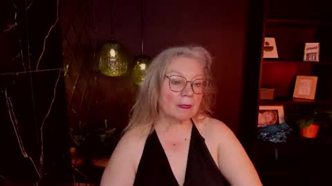 NataliCloud online show from June 17, 2026, 1:23 pm