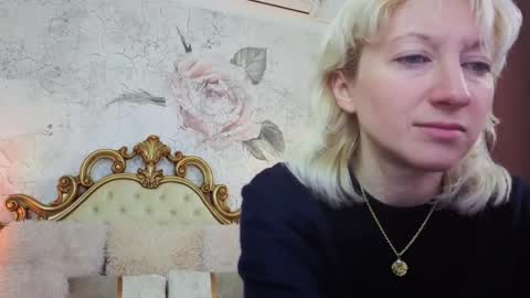 Snapshot of natalie_bitton chatting on March 23, 2026, 5:44 am Natalie online show from March 23, 2026, 5:44 am